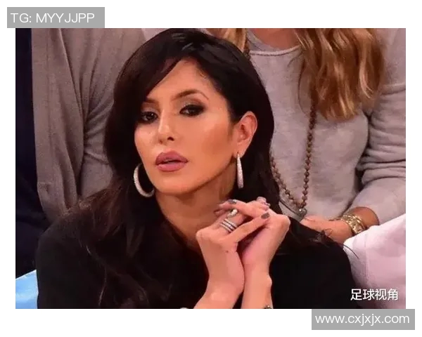 热爱足球明星的女性心声与生活方式探讨 热爱足球明星的女性心声与生活方式探讨