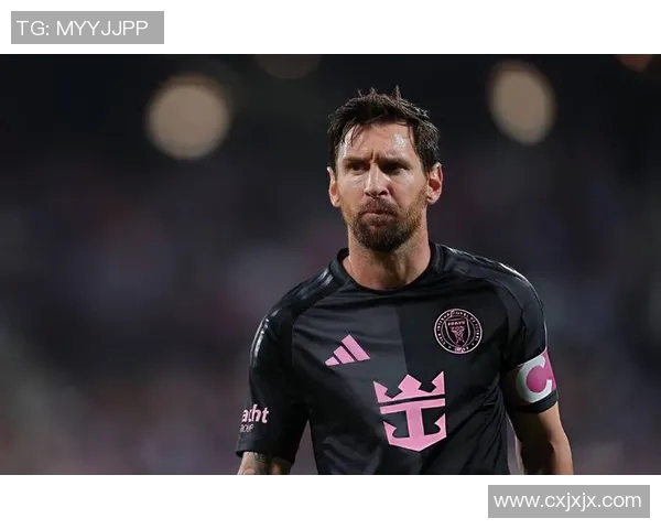 足球明星幽默回应采访问题现场大笑引发观众热烈反响 足球明星幽默回应采访问题现场大笑引发观众热烈反响