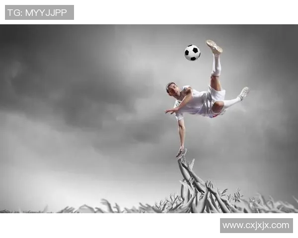 偶像与足球明星首次相遇的精彩瞬间与心动时刻分享